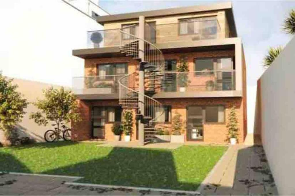 Bournemouth Nr Town Beach Train Coach Shops Lovely Entire Apartment Allows Quiet Good Dogs Екстериор снимка