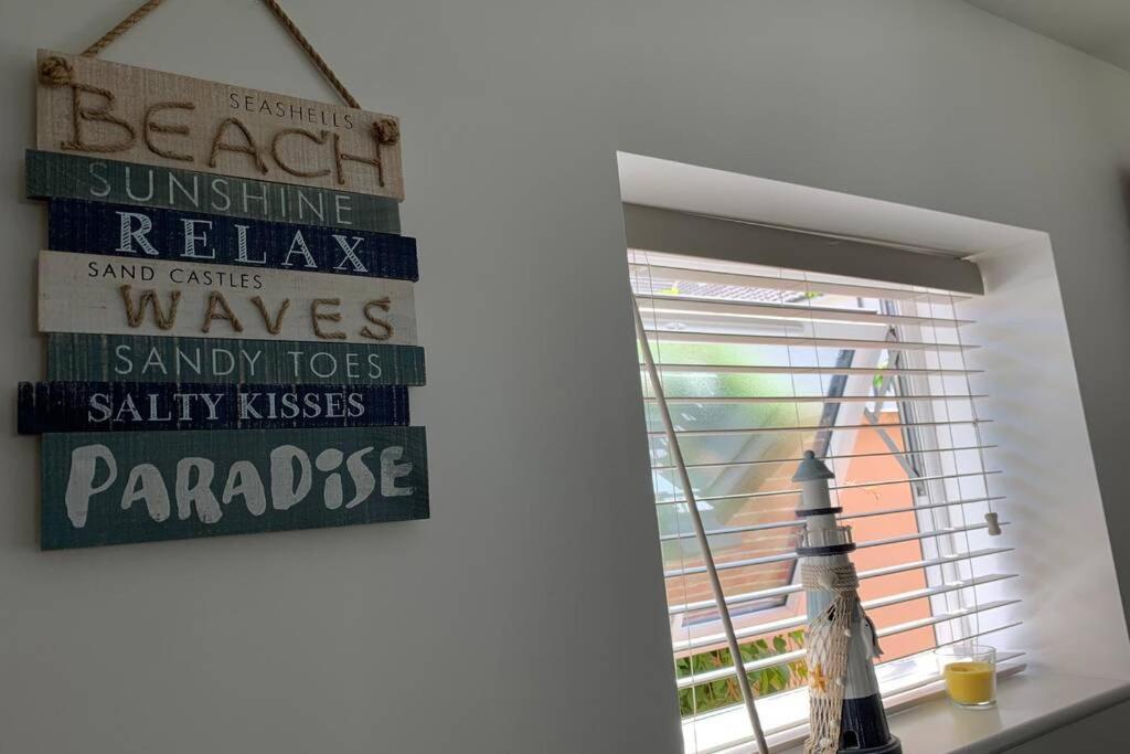 Bournemouth Nr Town Beach Train Coach Shops Lovely Entire Apartment Allows Quiet Good Dogs Екстериор снимка