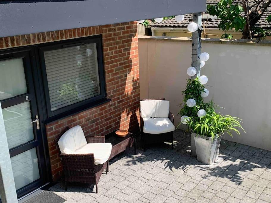 Bournemouth Nr Town Beach Train Coach Shops Lovely Entire Apartment Allows Quiet Good Dogs Екстериор снимка